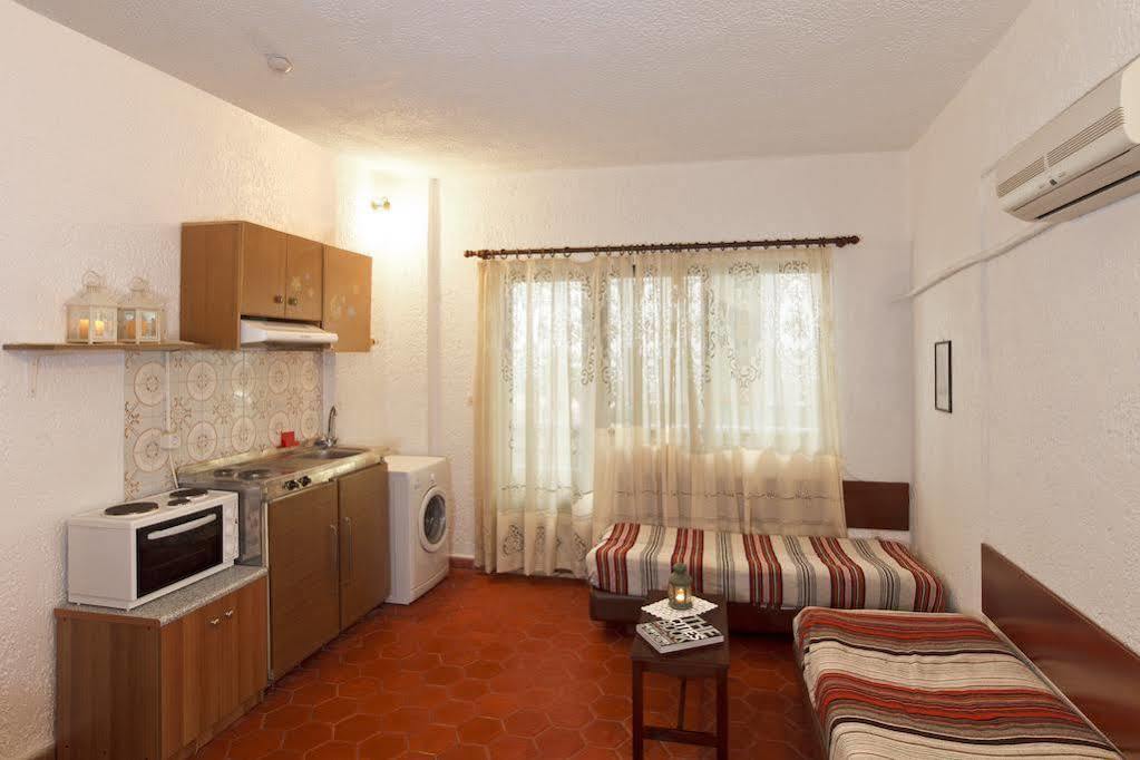 Emmanuel Apartments Rhodes City Esterno foto